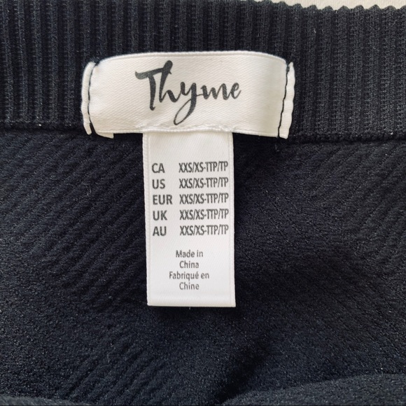 Maternity Seamless Leggings - Picture 3 of 3